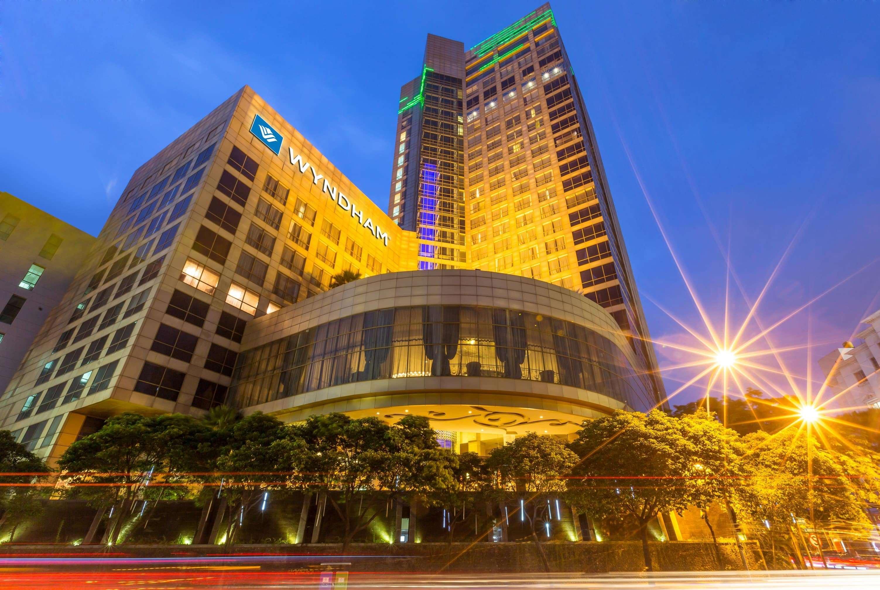 Hotel Wyndham Surabaja Exteriér fotografie